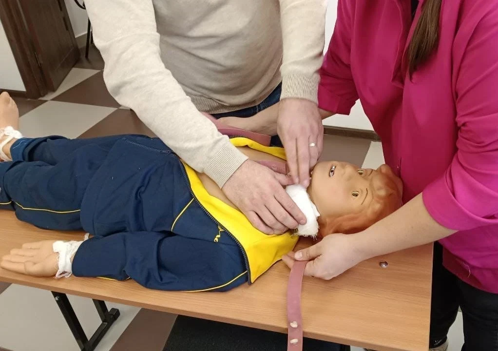 Обучение оказанию первой помощи пострадавшим Изображение