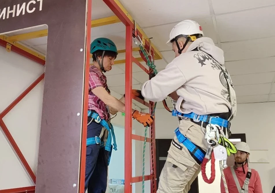 Полигон для обучения по программе "Охрана труда на высоте" Изображение